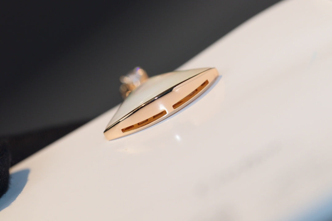 Bvlgari Dream Necklace White MOP Pink Gold 1 Cubic Zirconia